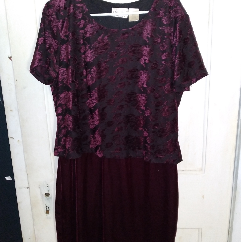 purple dress
